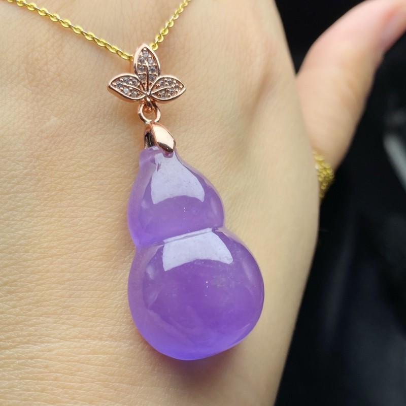 Pendant, Ice-Type Old Mine Jad - Lighting review and price