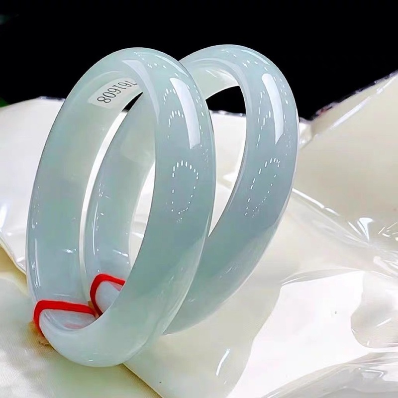 Old Mine Icy Burmese Bracelet, - Lighting review and price